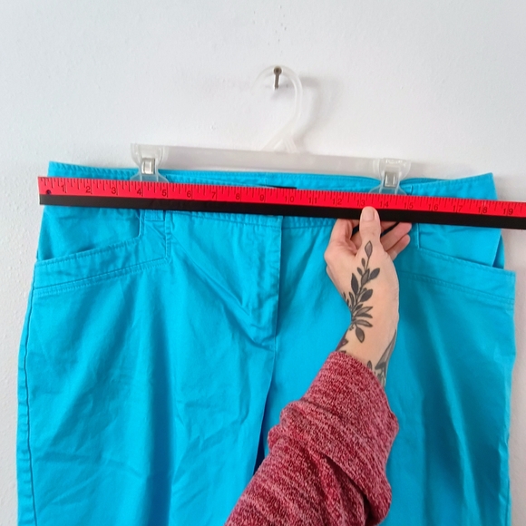 Tribella Bermuda Shorts Womens Size 16 Teal Blue Stretch Mid Rise Summer Golf - Picture 3 of 9